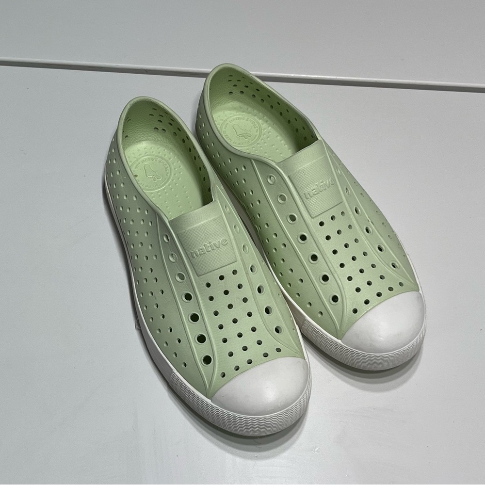 Native Size J6 Mint Green Slip On Water Resistant